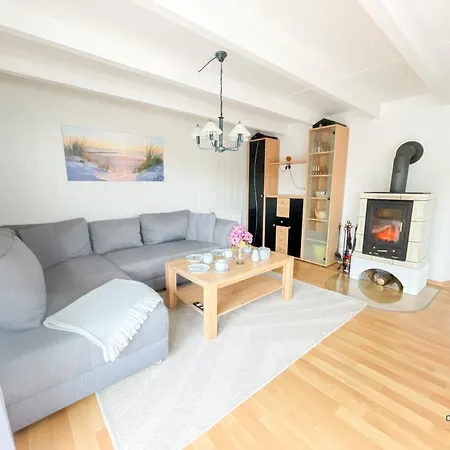 Ferienhaus Elise Am - Ringwall 107 Cuxhaven